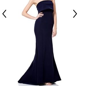 Jarlo Blaze Gown in Navy